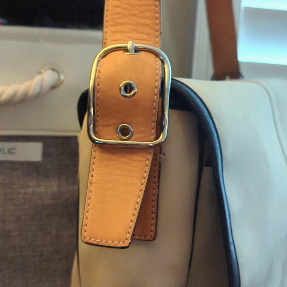 VGUC Vintage Rare Coach canvas and leather messenger khaki 5149 - Picture 2 of 16
